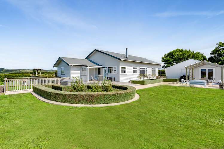 2 Snell Road Tikorangi_2