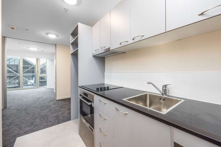 1014/135 Hobson Street Auckland Central_11