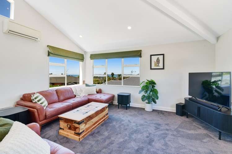 56 Waldorf Crescent Orewa_37