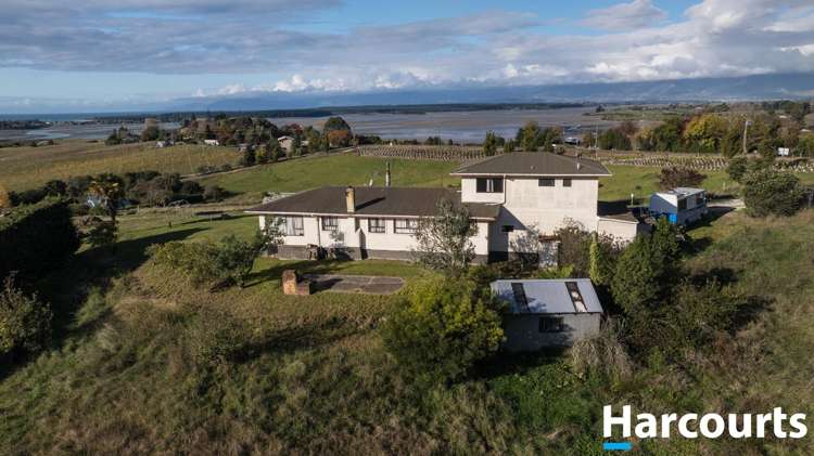 17 Bronte Road East_1