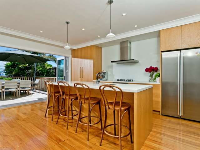 2/289 Lake Road Hauraki_2