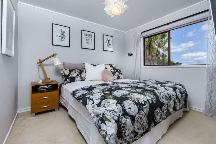 81 Rosecamp Road Beach Haven_9