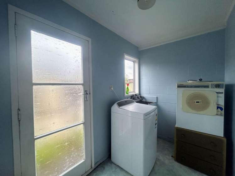 70 Routley Drive Glen Eden_16