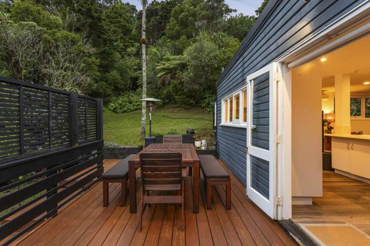 19 Laingholm Drive Laingholm_8