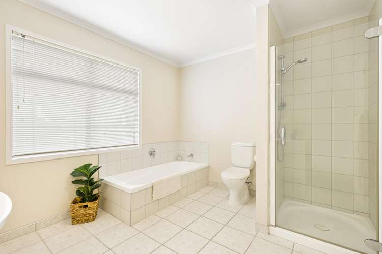 38 Danica Esplanade Te Atatu Peninsula_15