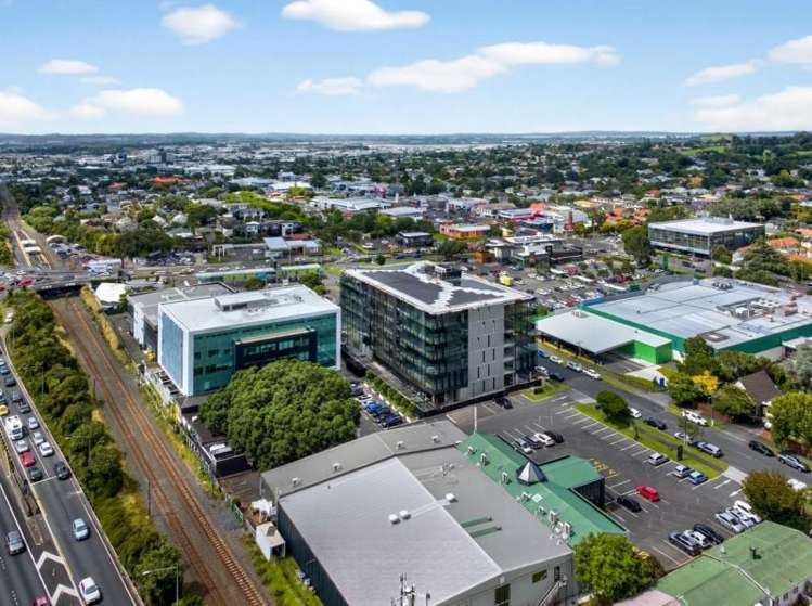 Whole Building/9 Marewa Road Greenlane_6