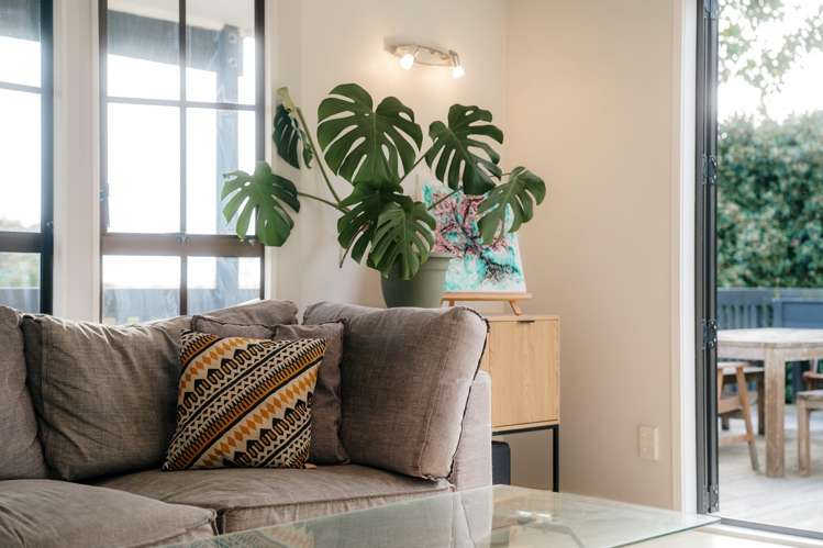 6 Crestlands Place Papakura_10