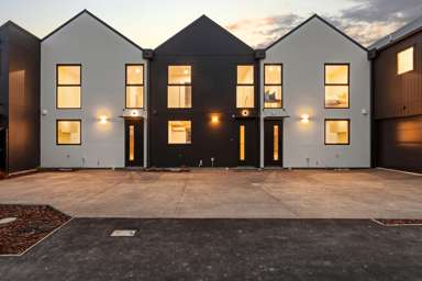 2, 3 & 4/41 Saxon Street_4