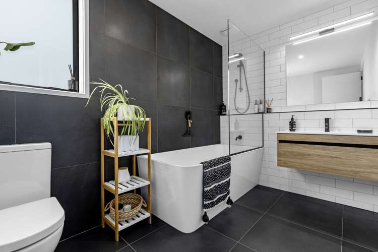 3 Gyle Place Pyes Pa_31