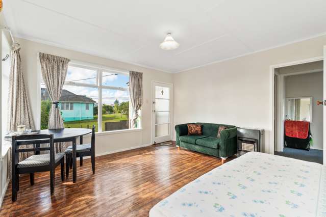 1/22 Captain Scott Road Glen Eden_3