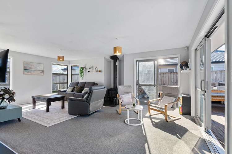 6 Austin Reid Avenue Carterton_6