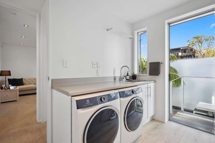 12a Eastcliffe Road Castor Bay_35