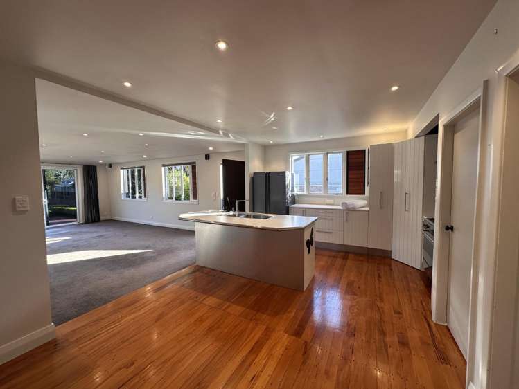 20 Lambeth Mt Eden_6
