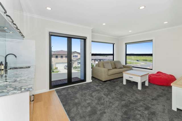 10 Kerrykeel Drive Flat Bush_1