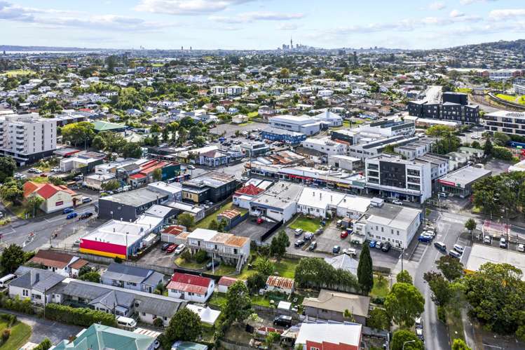 1883 Great North Road Avondale_8