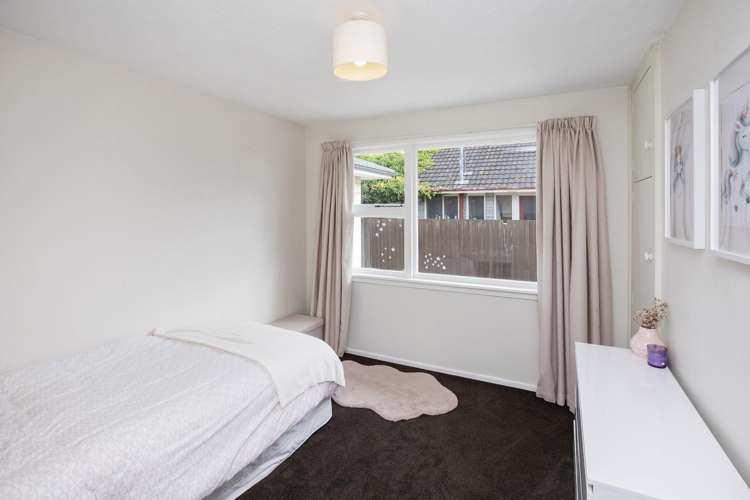 52 Chartwell Street Burwood_10