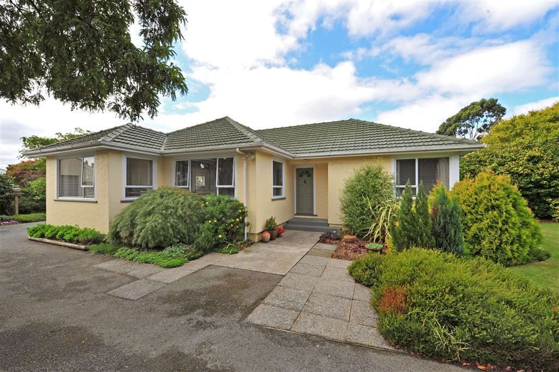 30 Pinehurst Crescent Russley_0