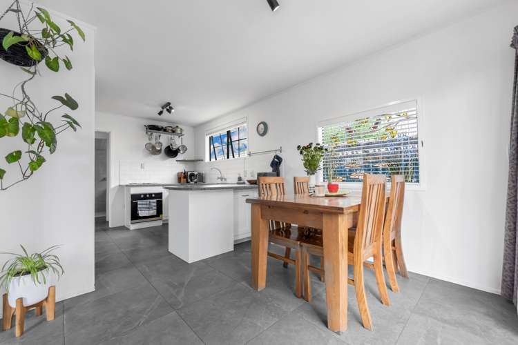 3 Denarius Lane Glendene_12