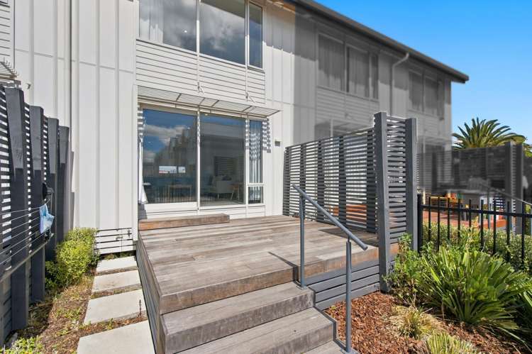 138 Seaview Road New Brighton_24