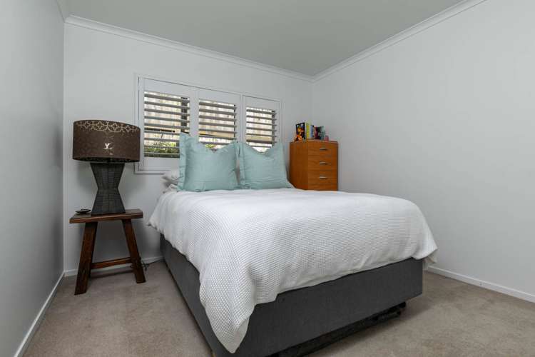 2 Durbin Court Greenhithe_10