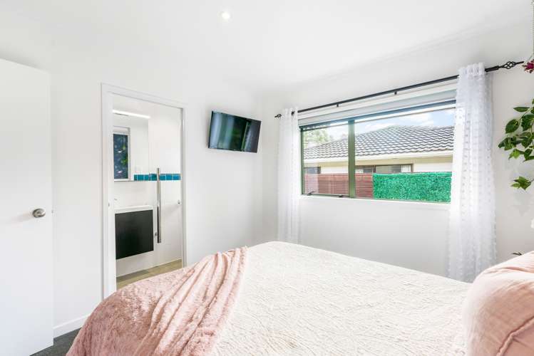 1 Mayer Place Ranui_12