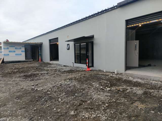 Multiple warehouse or workshop options 106-356sqm