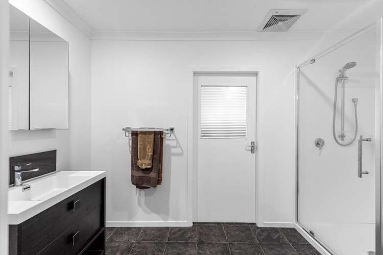 2 Miro Street Te Aroha_16