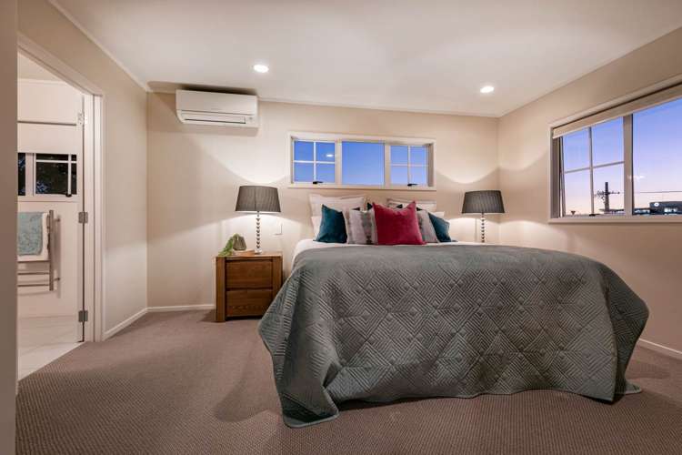 2/3 Rangitira Avenue Takapuna_16