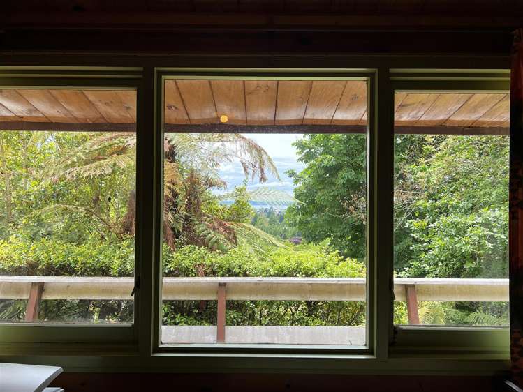 19 Exeter Place Tihiotonga_12