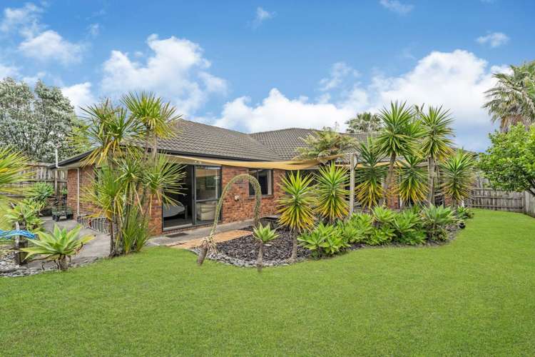 7 Holsten Place Massey_27