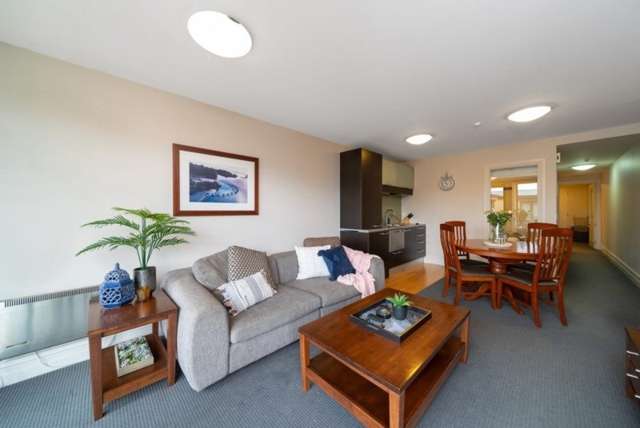 610/34 Lake Esplanade Queenstown_1