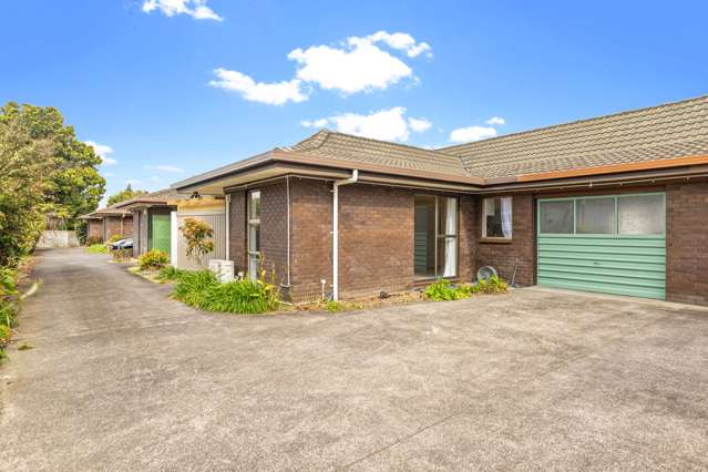 Papatoetoe - Fully Renovated & Move-in Ready!