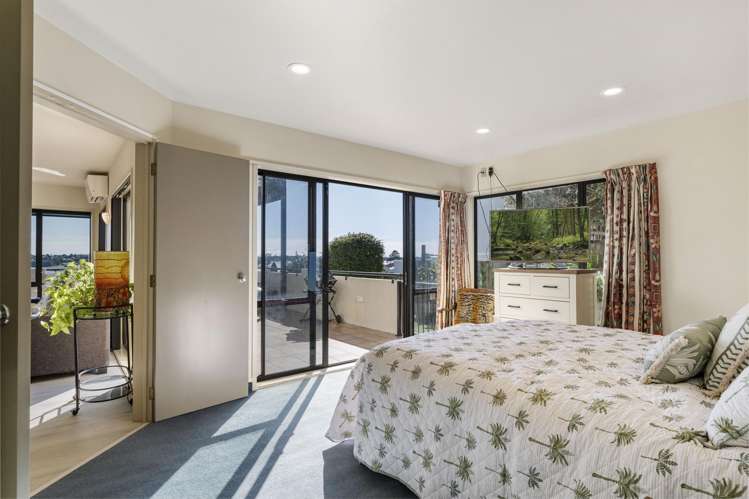 8 Lorrigan Way Welcome Bay_11