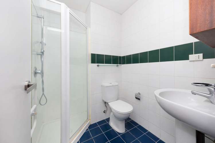 GB/82 Wakefield Street City Centre_6