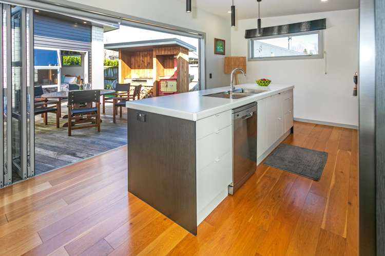 29 Mary-Ellen Place_5