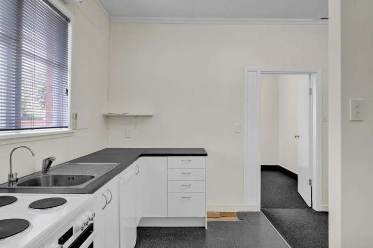 379 Broadway Stratford_5