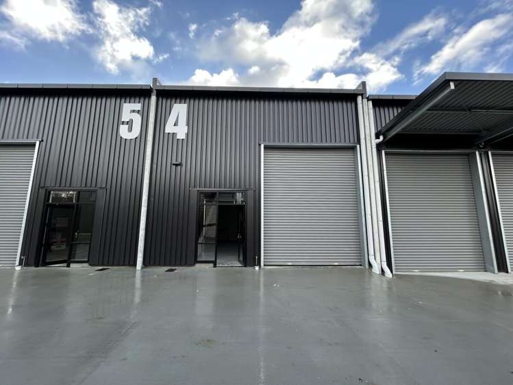 Unit 4, 253 Ihumatao Road_0