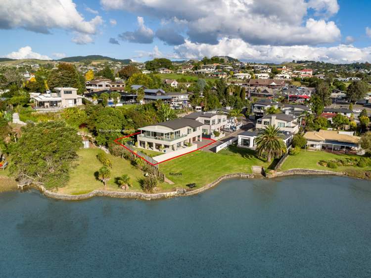 10 Azores Way Welcome Bay_18