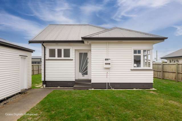 13 Cuffs Road Wainoni_1