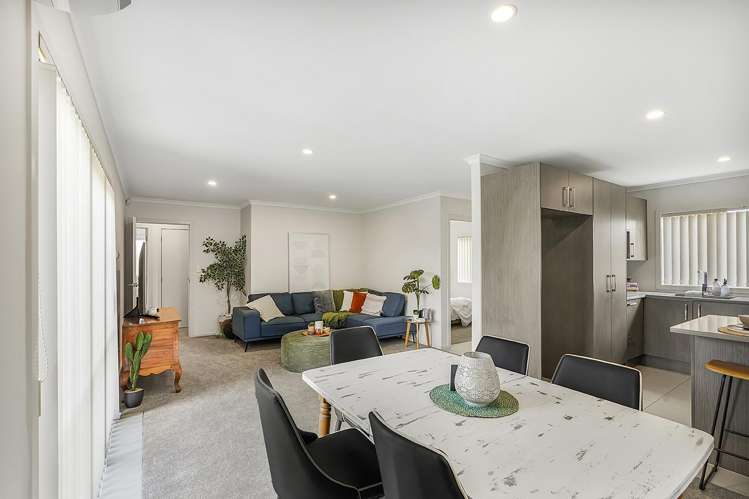 11 Charlotte Crescent Dinsdale_2