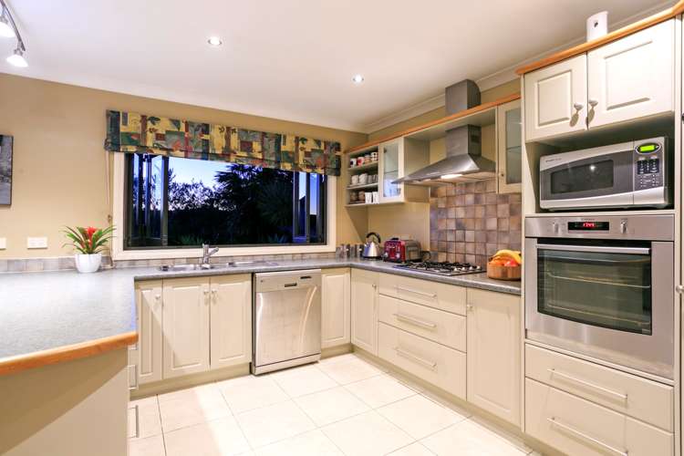 62 Admirals Court Drive Greenhithe_12