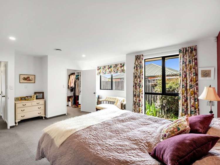 8 Stable Way Belfast_15