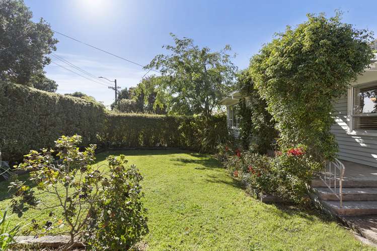 14 Rimu Road Mangere Bridge_15