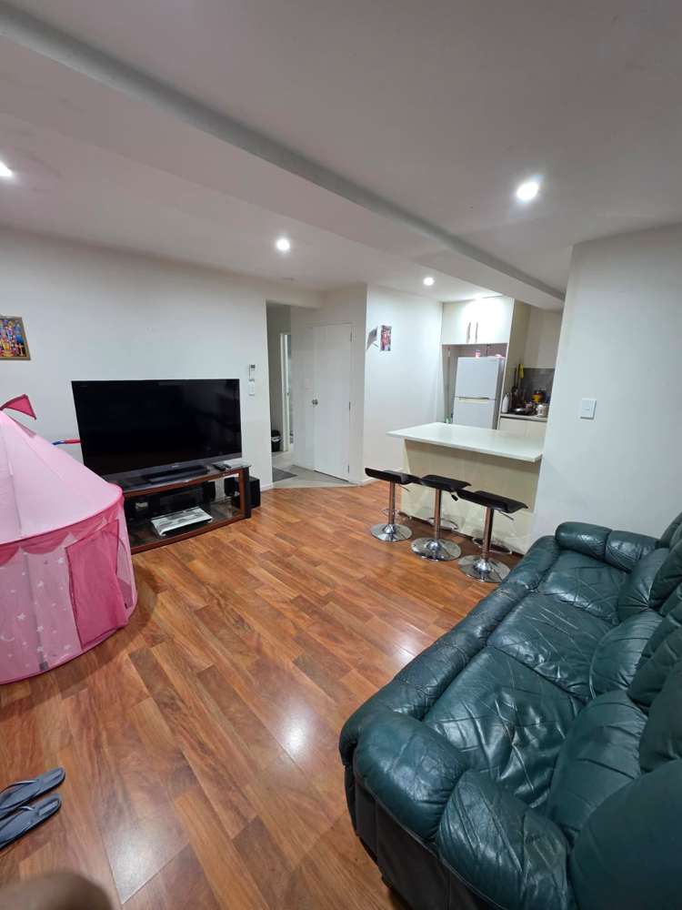 20C KOHEKOHE STREET New Lynn_7