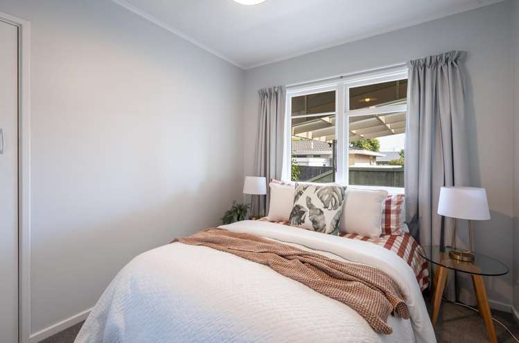 33 Andrew Street Stoke_12