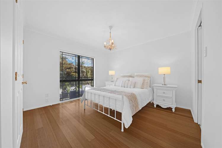 14 Watersfield Place Flat Bush_11