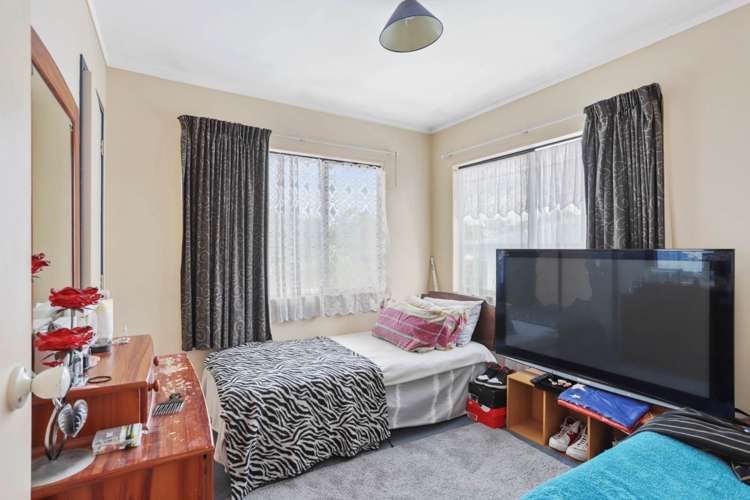 1 Loughanure Place Massey_9