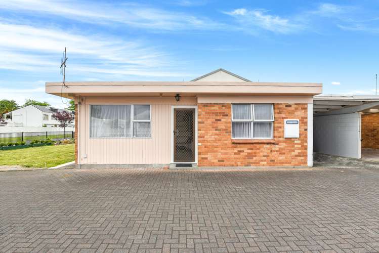 6A Seddon Street Glenholme_12