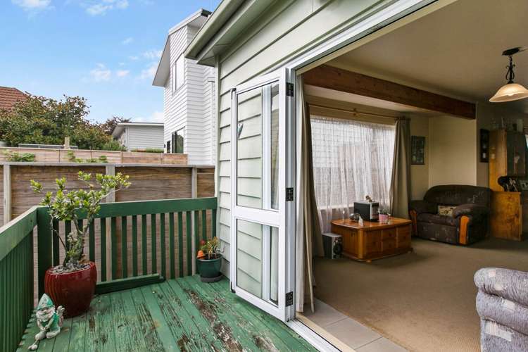 14 Egremont Street Belmont_33