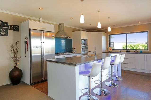 3 Lardon Place Frimley_2